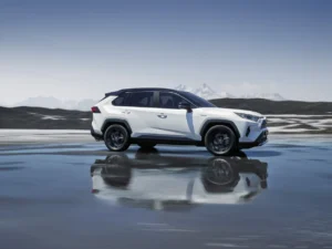 2019 rav4 hybrid 01 2