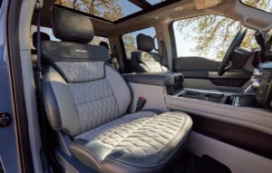 2023 Ford Super Duty F 350 Limited 12