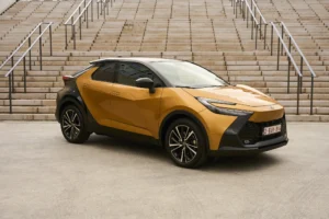 2024 c hrphev dpl static 001