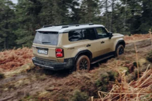 2024 landcruiser mte dynamic 024