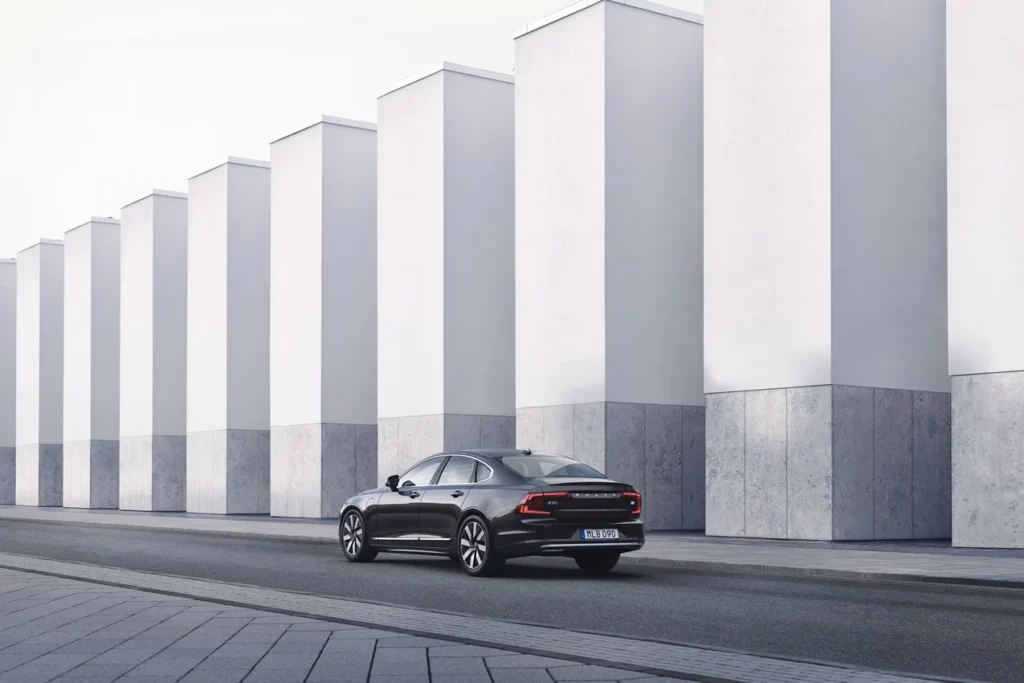 294999 S90 Recharge T8 AWD Platinum Grey