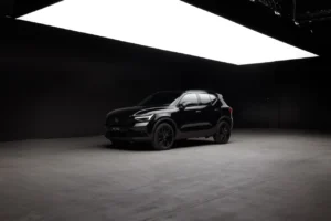 324095 Volvo XC40 Black Edition