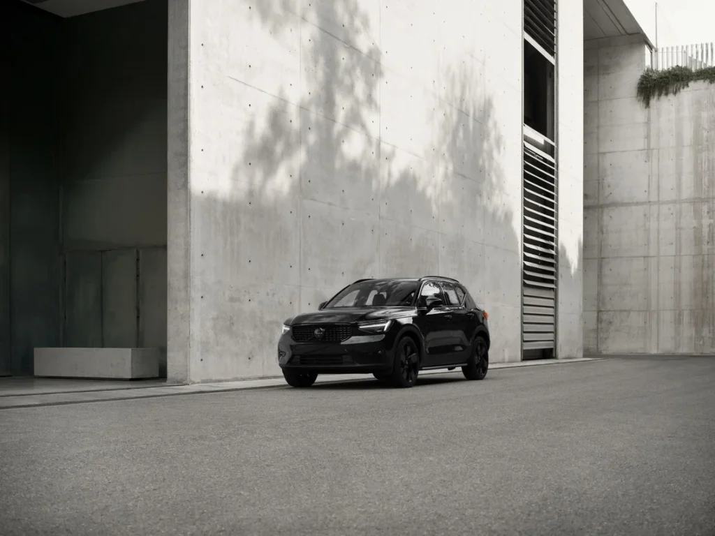 331256 XC40