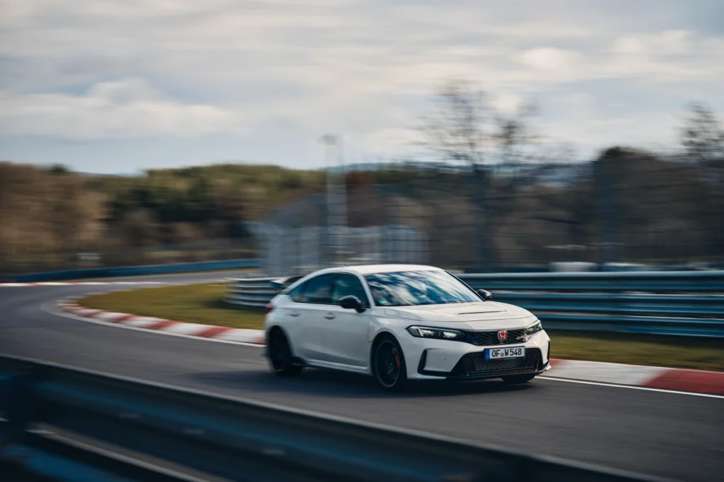 434958 NEW HONDA CIVIC TYPE R REGAINS PRODUCTION VEHICLE FWD LAP RECORD AT N scaled