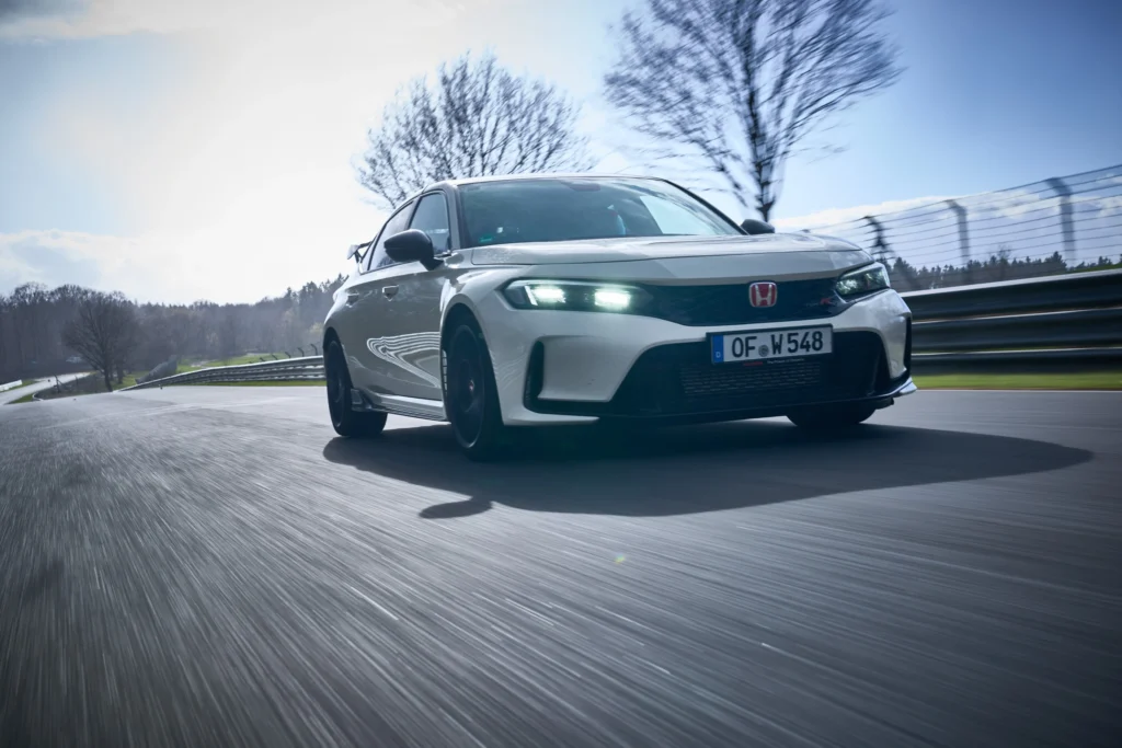 434965 NEW HONDA CIVIC TYPE R REGAINS PRODUCTION VEHICLE FWD LAP RECORD AT N scaled