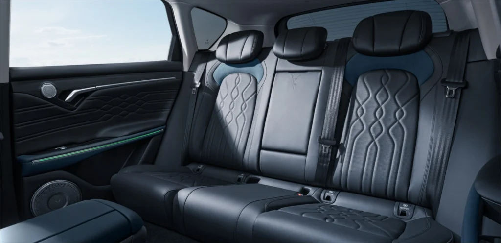 66421be245b39723e10e77f2 Voyah Free The Chinese electric SUV 2023 01