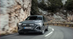 Audi Q8 e tron 10