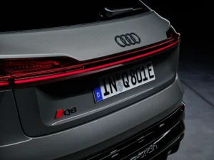 Audi Q8 e tron 8 scaled
