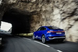 Audi SQ8 e tron Sportback 3 scaled