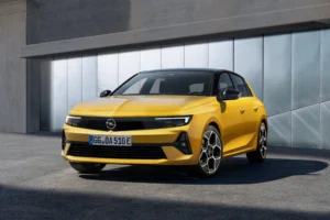 OpelAstraplug inhybrid 516122 min scaled