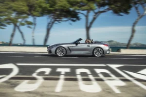 P90318573 lowRes the new bmw z4 roads