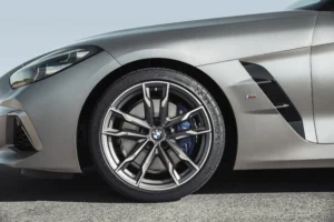 P90318591 lowRes the new bmw z4 roads