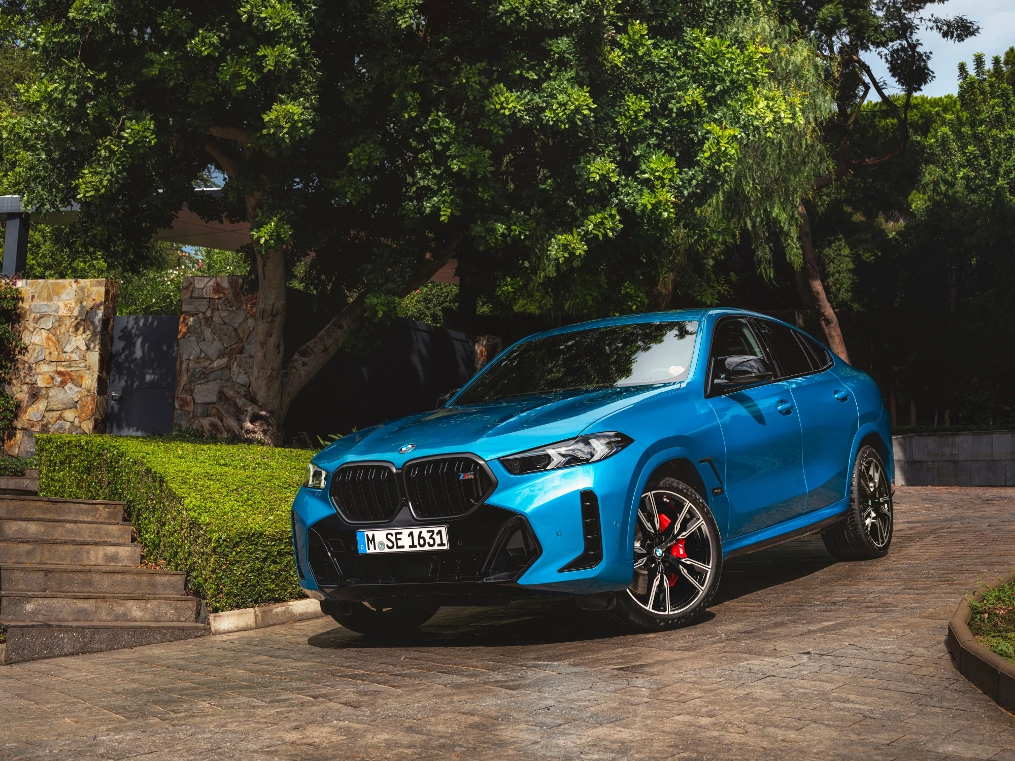 P90492370 lowRes the new bmw x6 m60i 