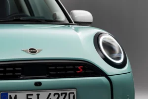 P90536609 lowRes mini cooper s 02 202