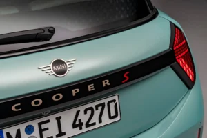 P90536617 lowRes mini cooper s 02 202