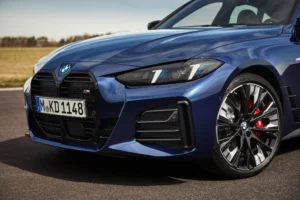 P90546575 lowRes the new bmw m440i xd