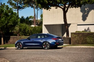 P90546588 lowRes the new bmw m440i xd