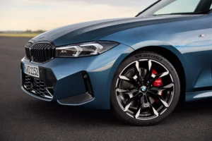 P90549639 lowRes the new bmw 330i sed