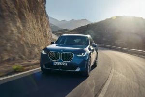 P90554835 lowRes the new bmw x3 30e x