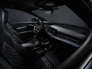 Q4 e tron interior 6 scaled