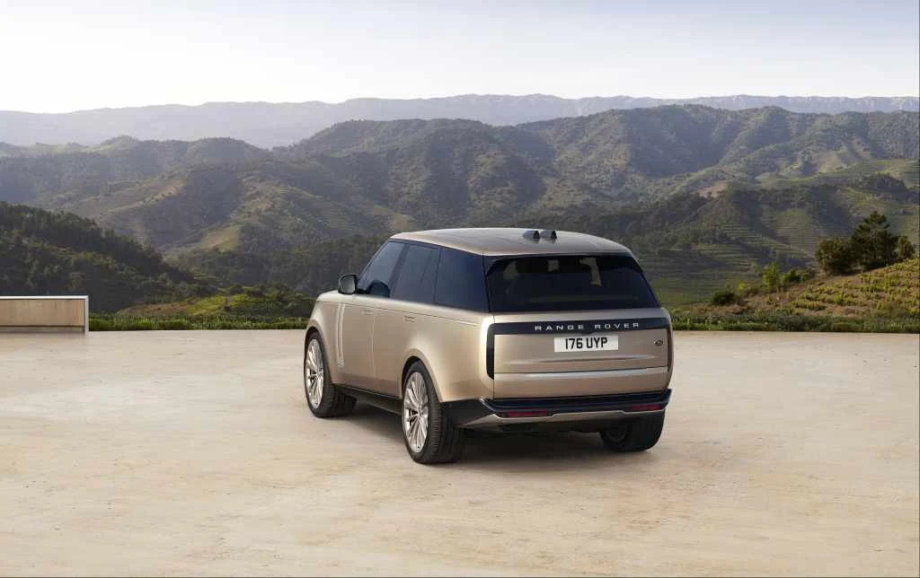 RR 22MY 07 Exterior 261021 006