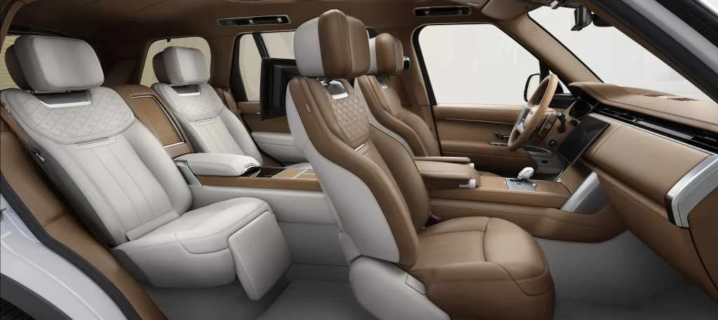 RR 24MY INTERIOR 170523 SV 01