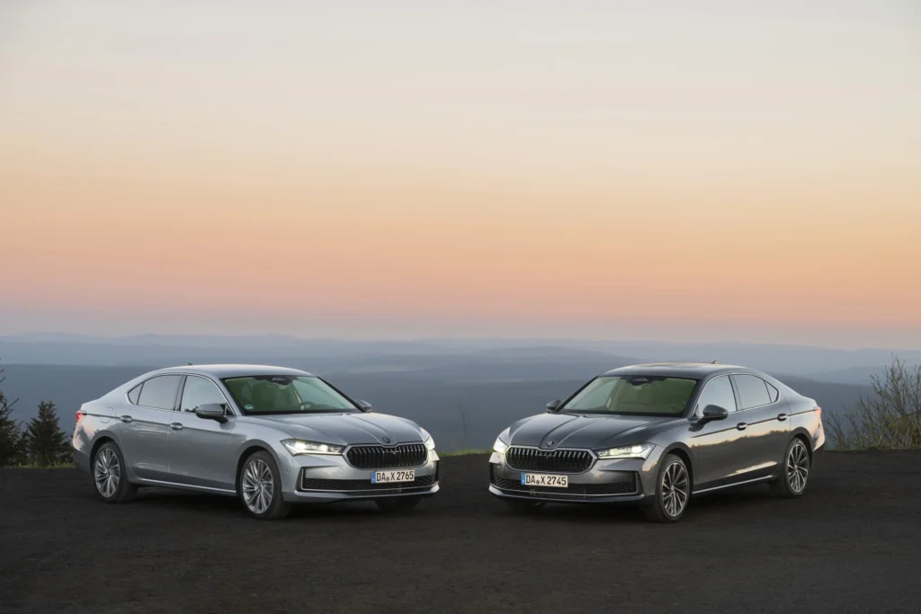 Skoda Superb berline 2024 exterieur 6 jpg