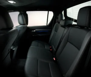 hiluxinteriorbackseats