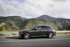 mercedes benz glc 2023 677825