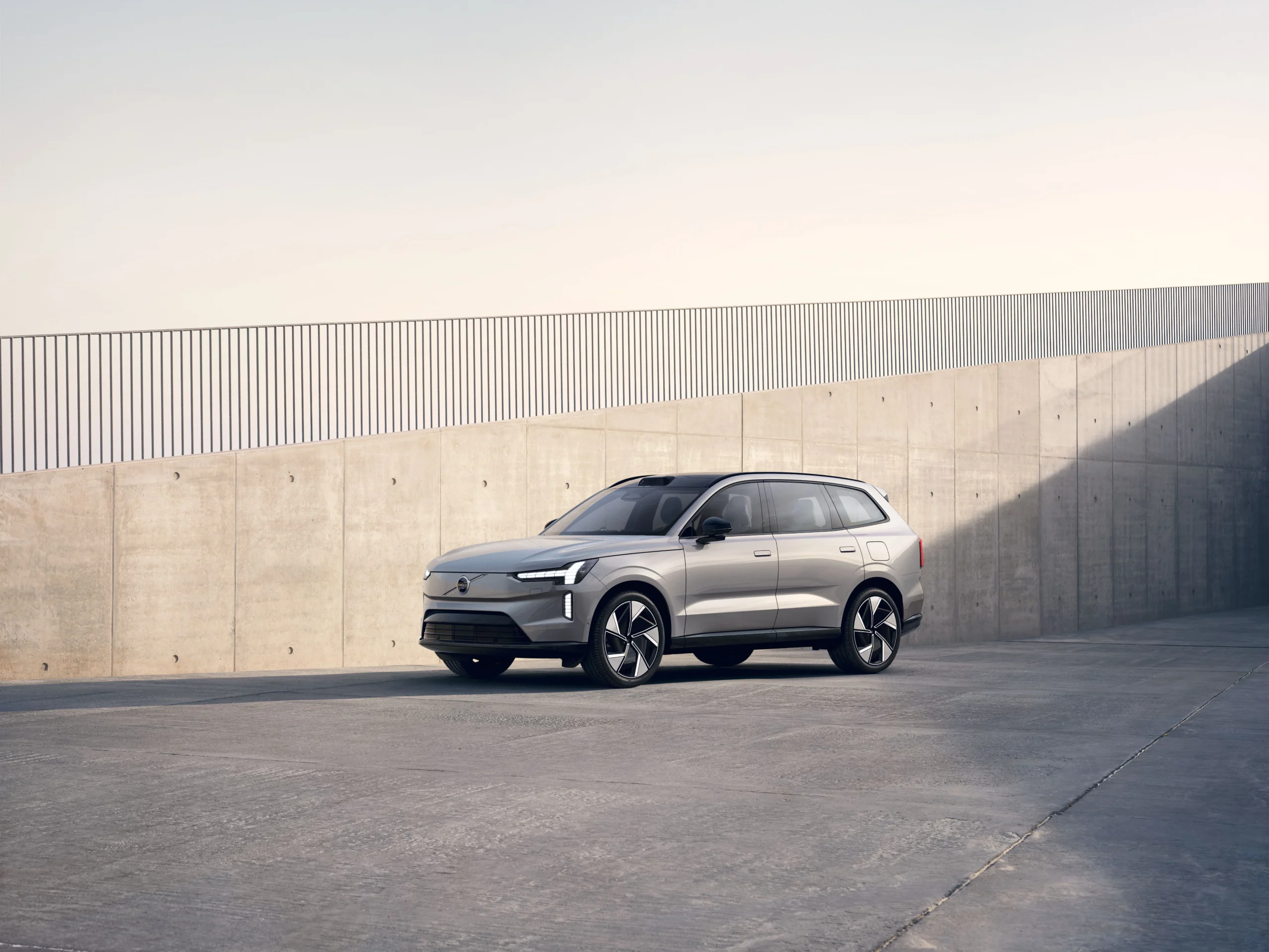 Volvo_EX90(10)