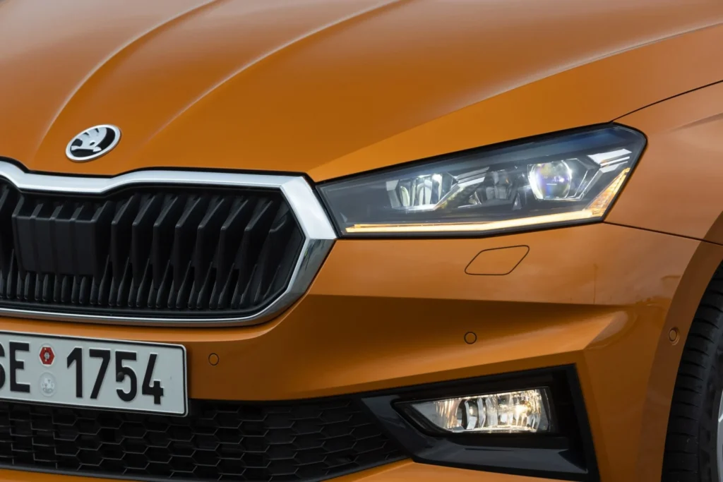 orange details 70 jpg