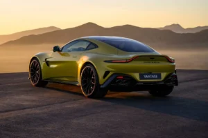 2025 aston martin vantage coupe base rq oem 1 1600x1067