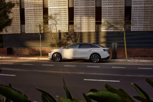DB2023AU00212 medium