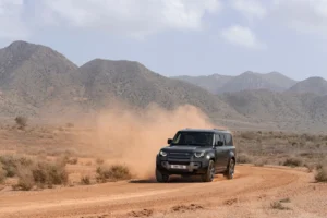 DEF 130 V8 25MY 080524 01 DYNAMIC