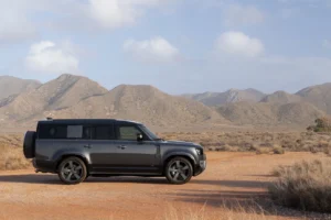 DEF 130 V8 25MY 080524 08 STATIC
