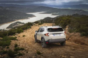 Nouveau Dacia Duster HYBRID 140 Extreme 1
