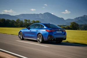 P90439355 lowRes bmw i4 m50 9 2021