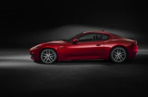 Small 20666 MaseratiGranTurismoTrofeo5