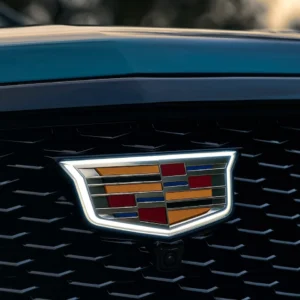 my25 escalade gallery exterior grid crest