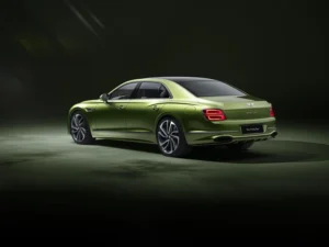 New Flying Spur 6