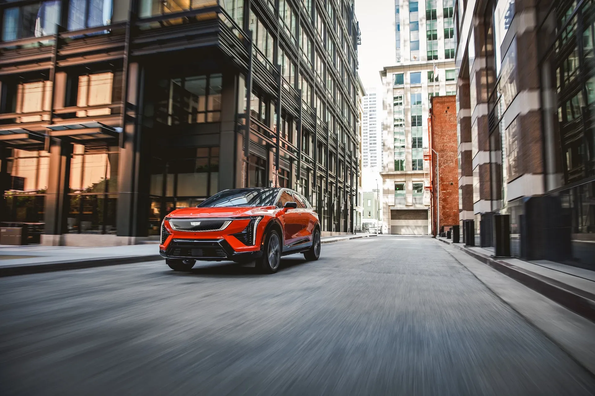 2025-cadillac-optiq_100963787_h