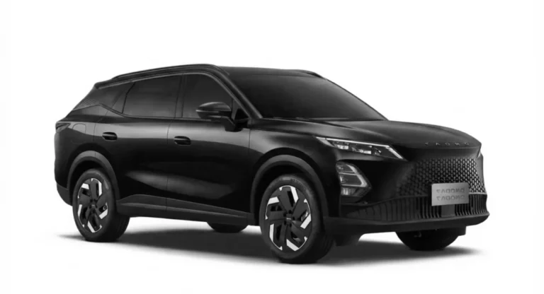 Omoda 7, new, front view