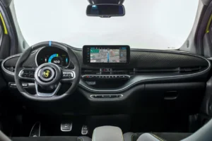 Abarth 500e 05 2023 DR 13 7