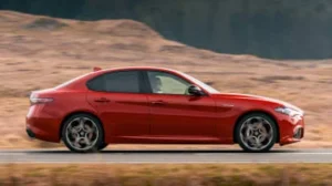 Alfa Romeo Giulia 2023 7